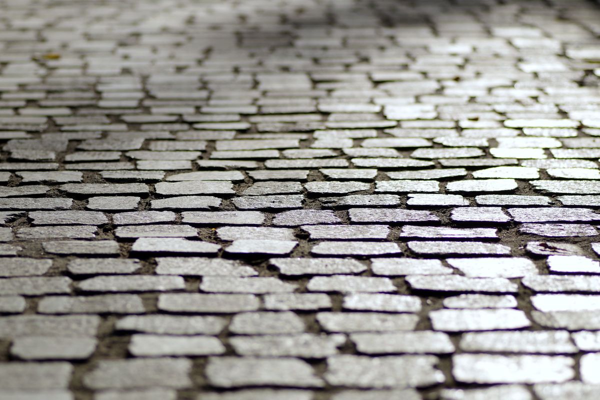 Patios & natural stone paving